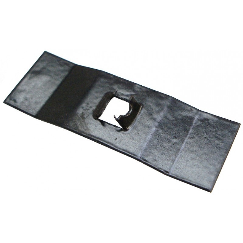 CLIP POUR PLAQUE BOUCHE TROU D'AUTORADIO POUR T2 67-79